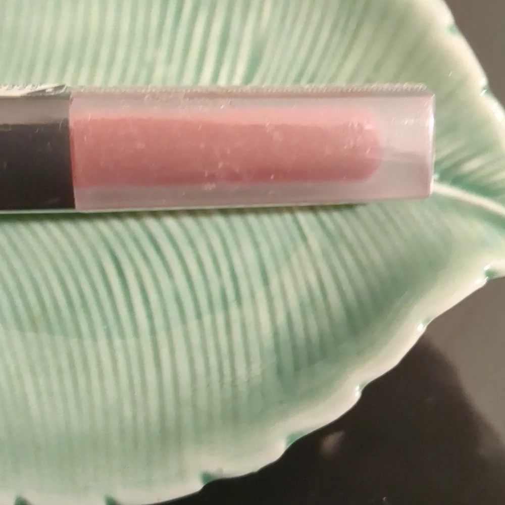 Velvet Lipstick